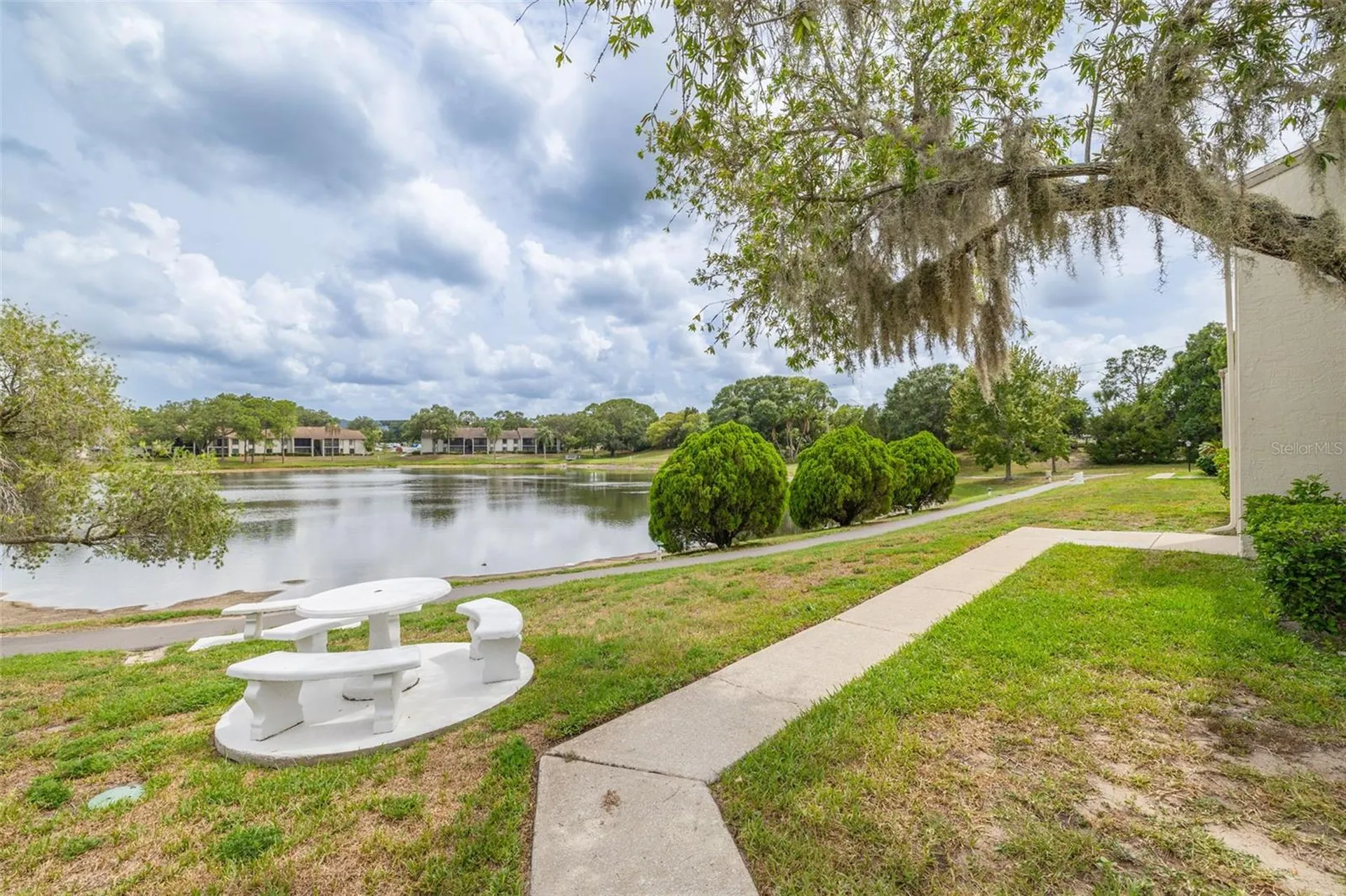 1882 Pine Ridge Way W Palm Harbor FL 34684