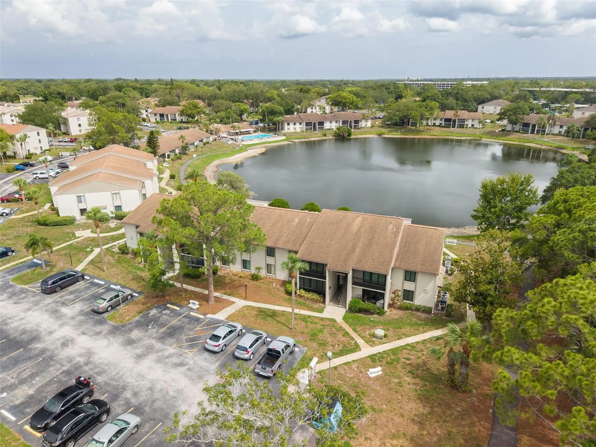 1882 Pine Ridge Way W Palm Harbor FL 34684