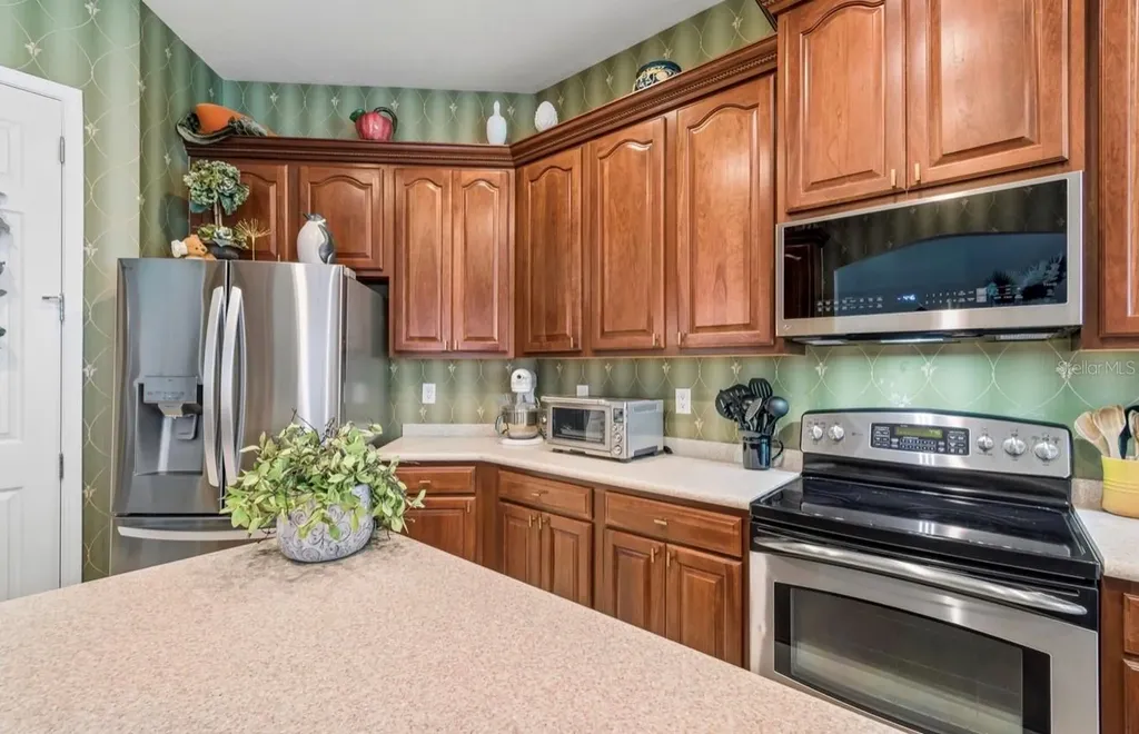 13800 Crest Lake Drive Hudson FL 34669