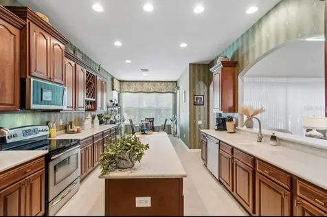 13800 Crest Lake Drive Hudson FL 34669