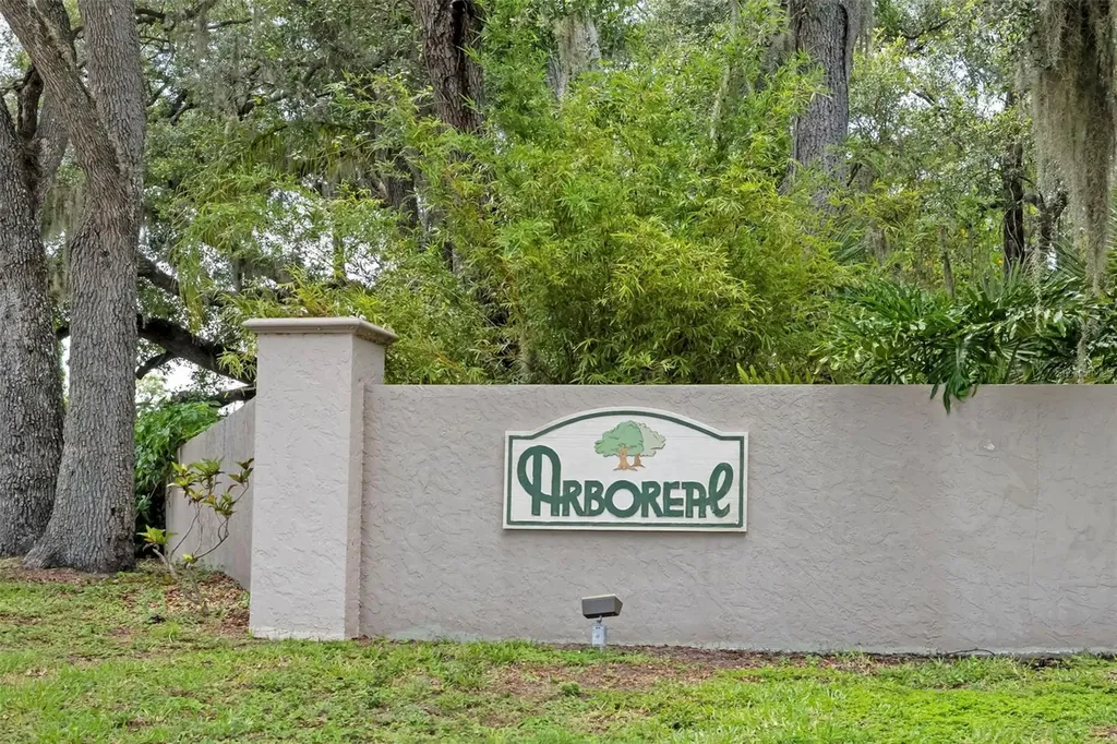 5182 Lancewood Drive Sarasota FL 34232