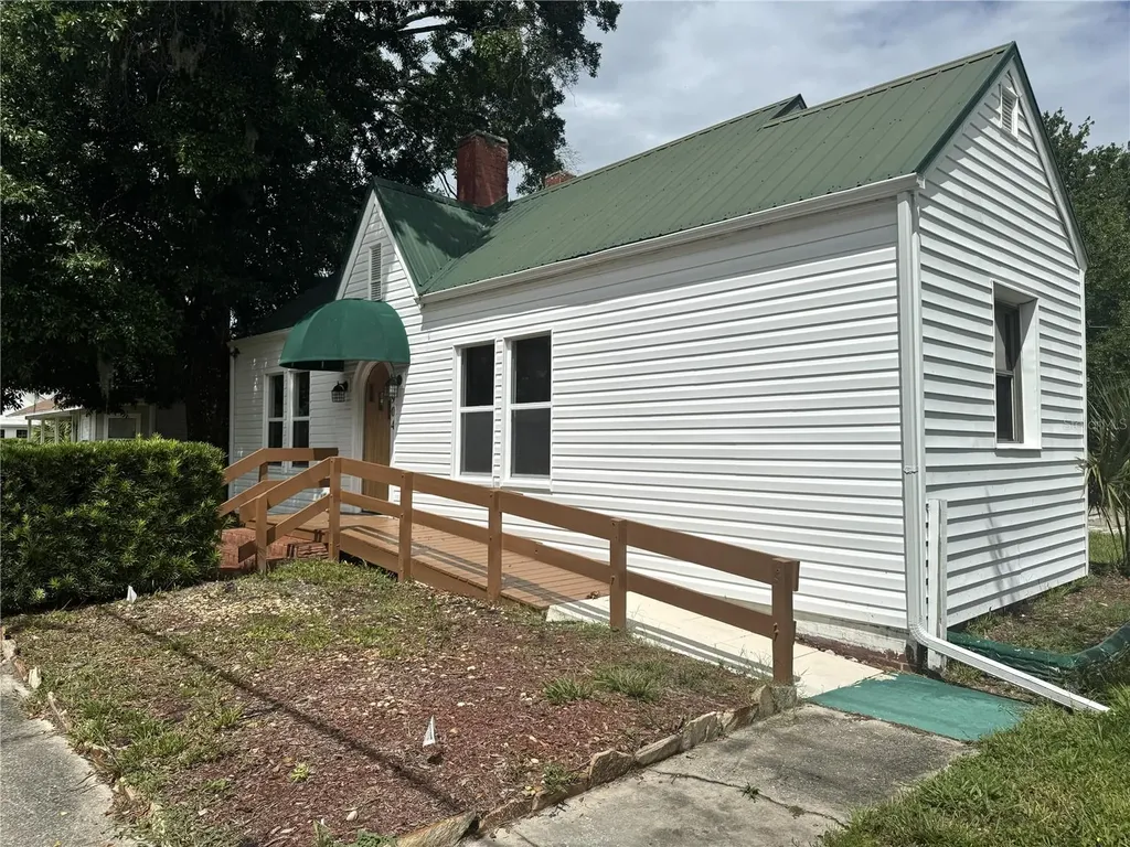 904 E Moody Boulevard Bunnell FL 32110