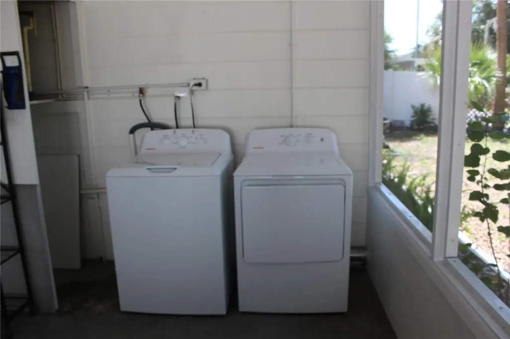 6017 Central Avenue New Port Richey FL 34653