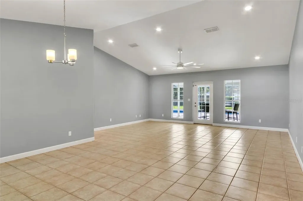 8206 Simmons Street Brooksville FL 34613