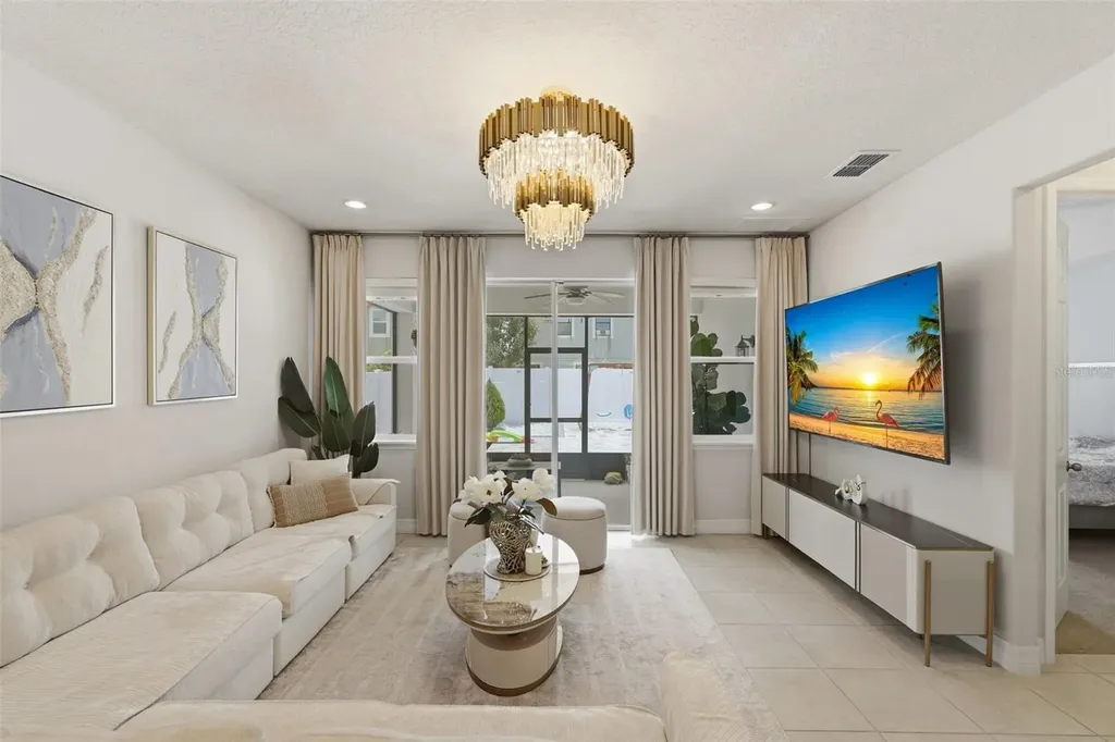 2599 Nouveau Way Kissimmee FL 34741