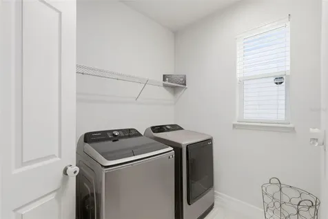 2599 Nouveau Way Kissimmee FL 34741