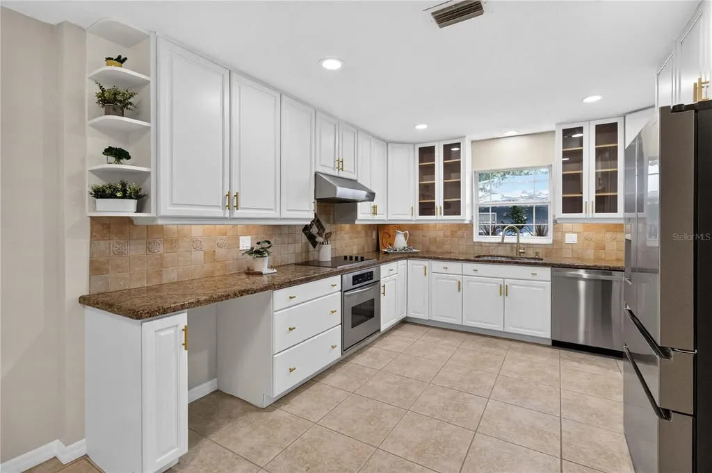 4195 Fallwood Circle Orlando FL 32812