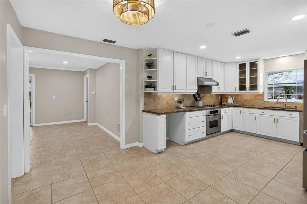 4195 Fallwood Circle Orlando FL 32812
