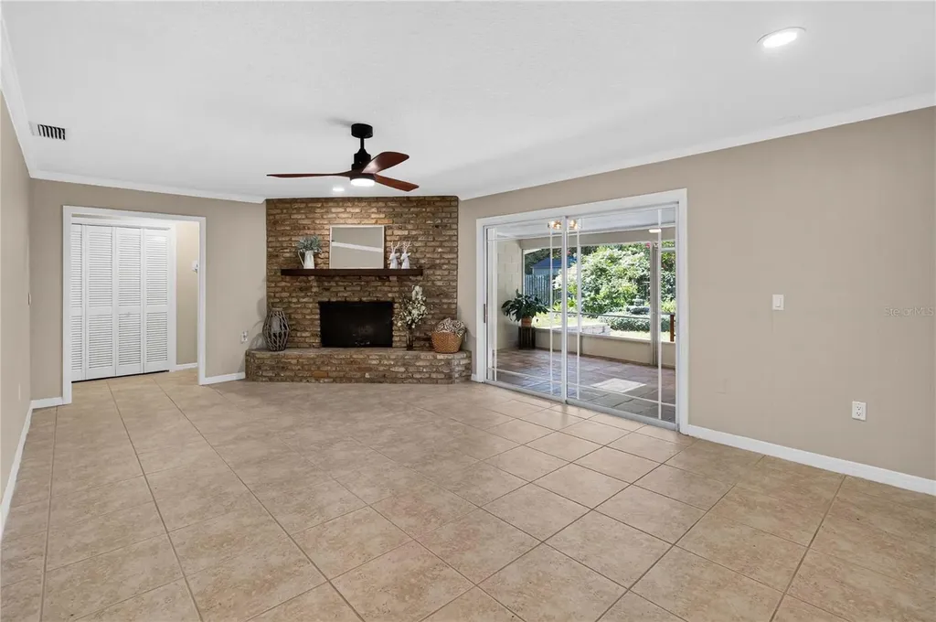 4195 Fallwood Circle Orlando FL 32812