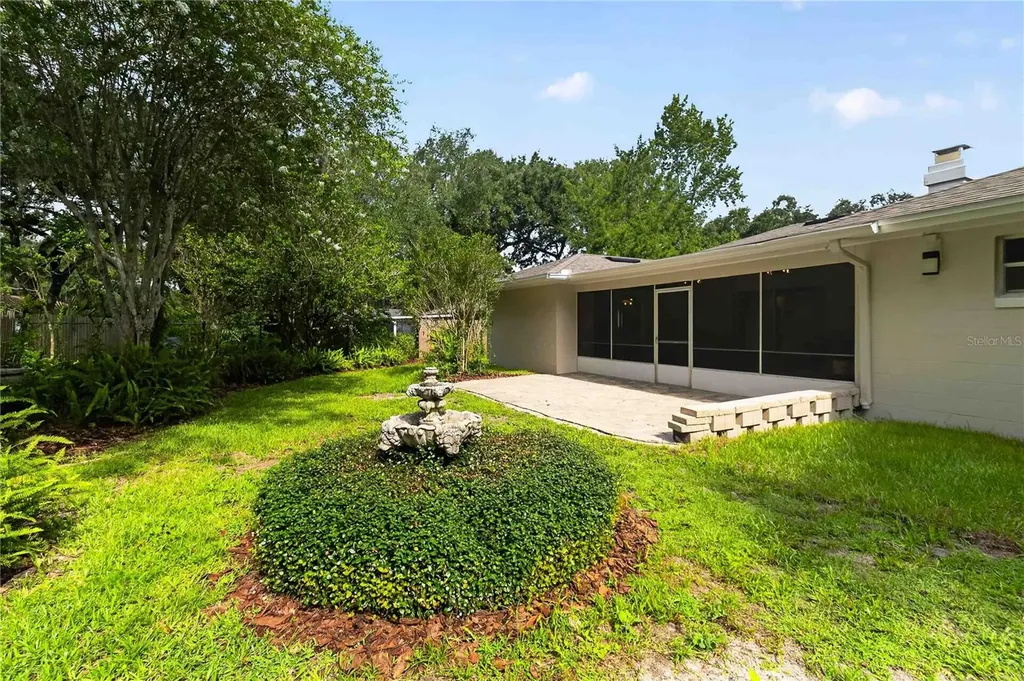 4195 Fallwood Circle Orlando FL 32812