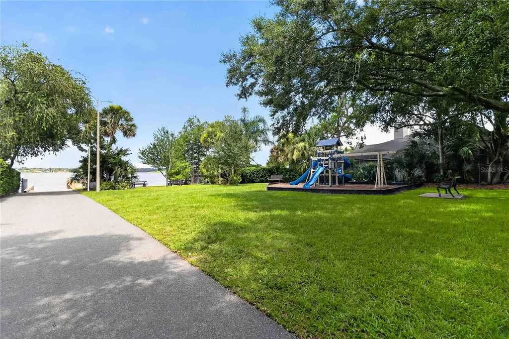 4195 Fallwood Circle Orlando FL 32812