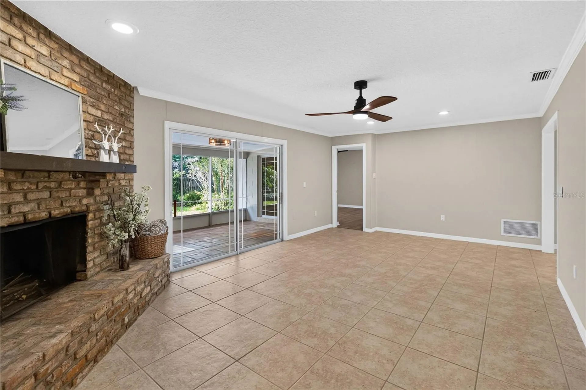 4195 Fallwood Circle Orlando FL 32812