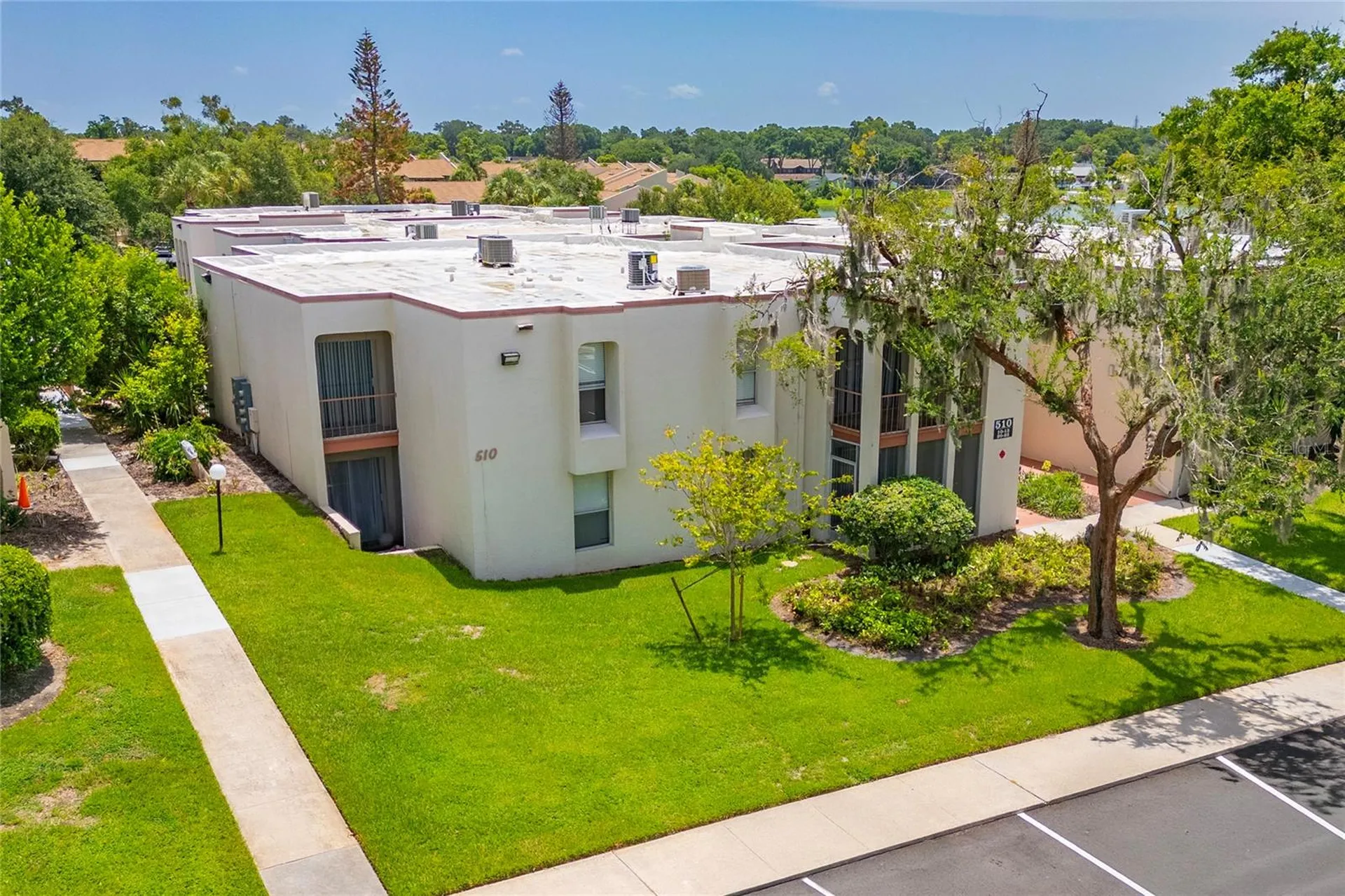 510 Orange Drive Altamonte Springs FL 32701