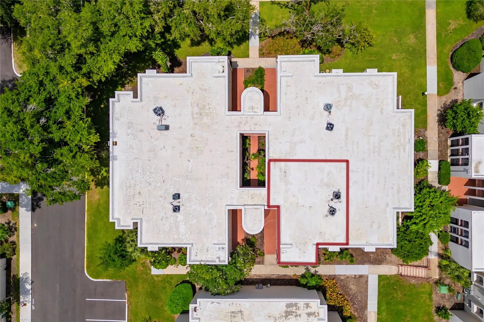 510 Orange Drive Altamonte Springs FL 32701