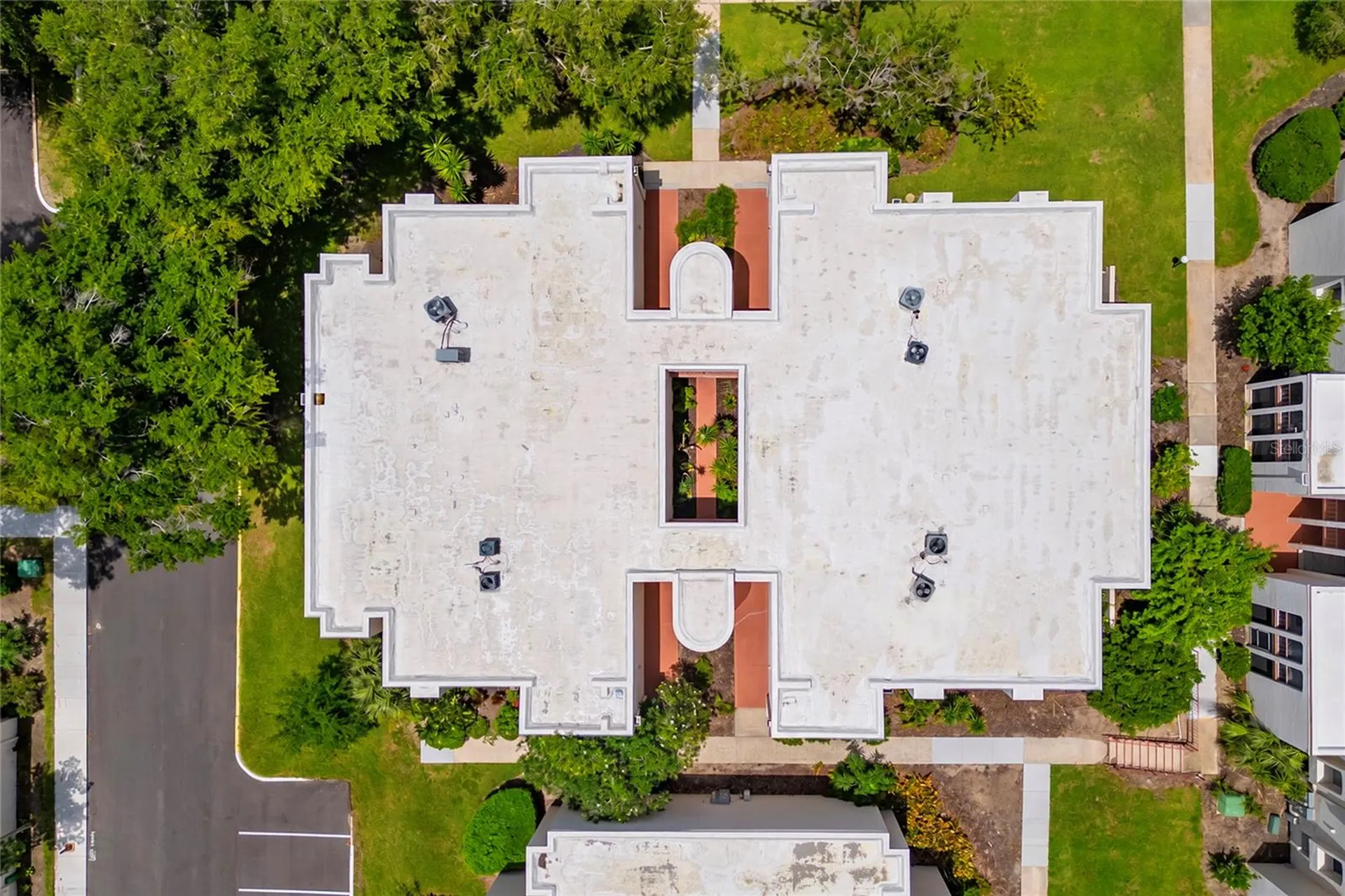 510 Orange Drive Altamonte Springs FL 32701