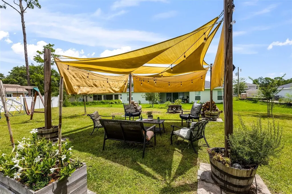49 Llama Trail Palm Coast FL 32164