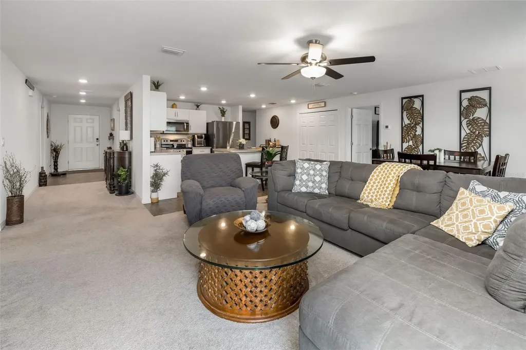 49 Llama Trail Palm Coast FL 32164