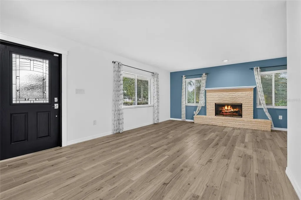 2129 Linwood Drive Sarasota FL 34232