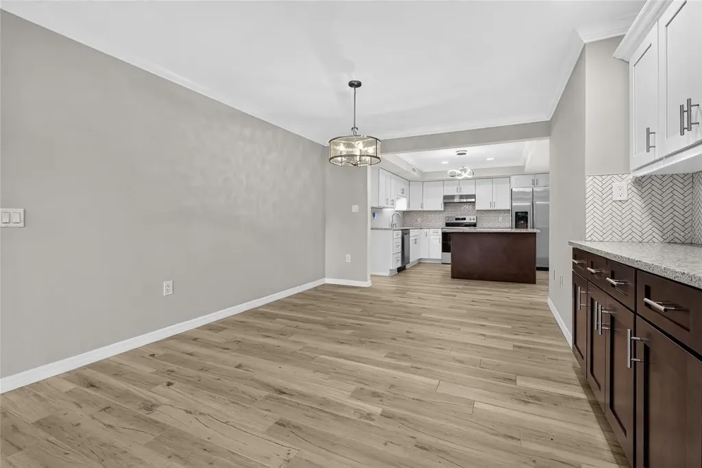 2129 Linwood Drive Sarasota FL 34232