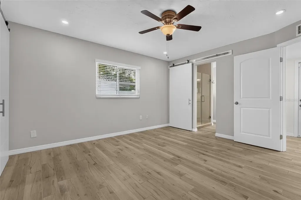 2129 Linwood Drive Sarasota FL 34232