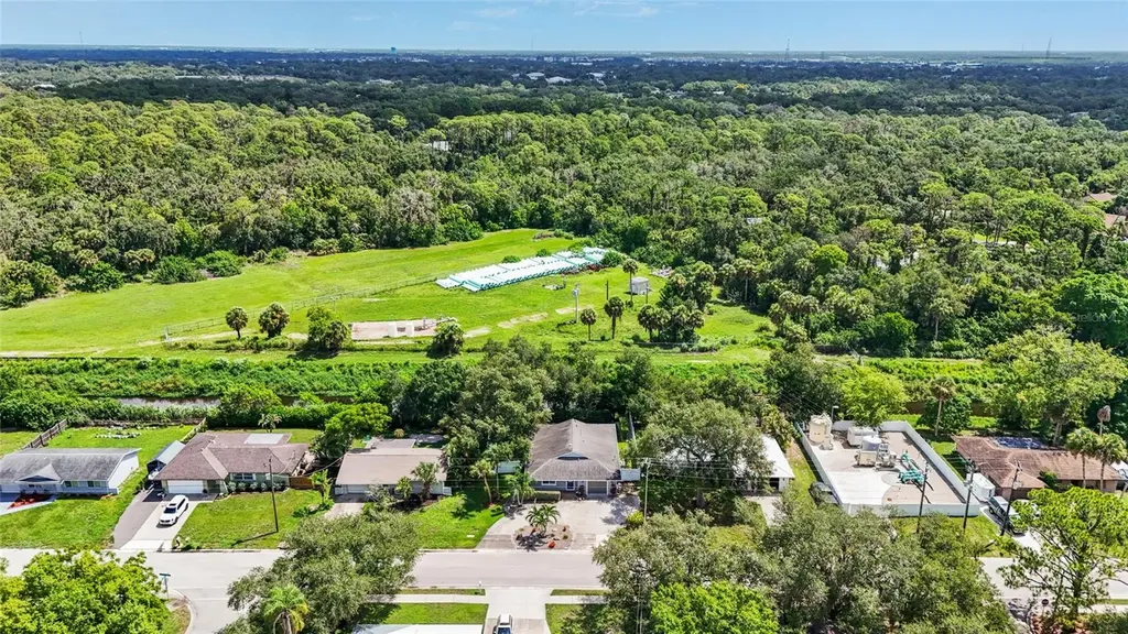 2129 Linwood Drive Sarasota FL 34232