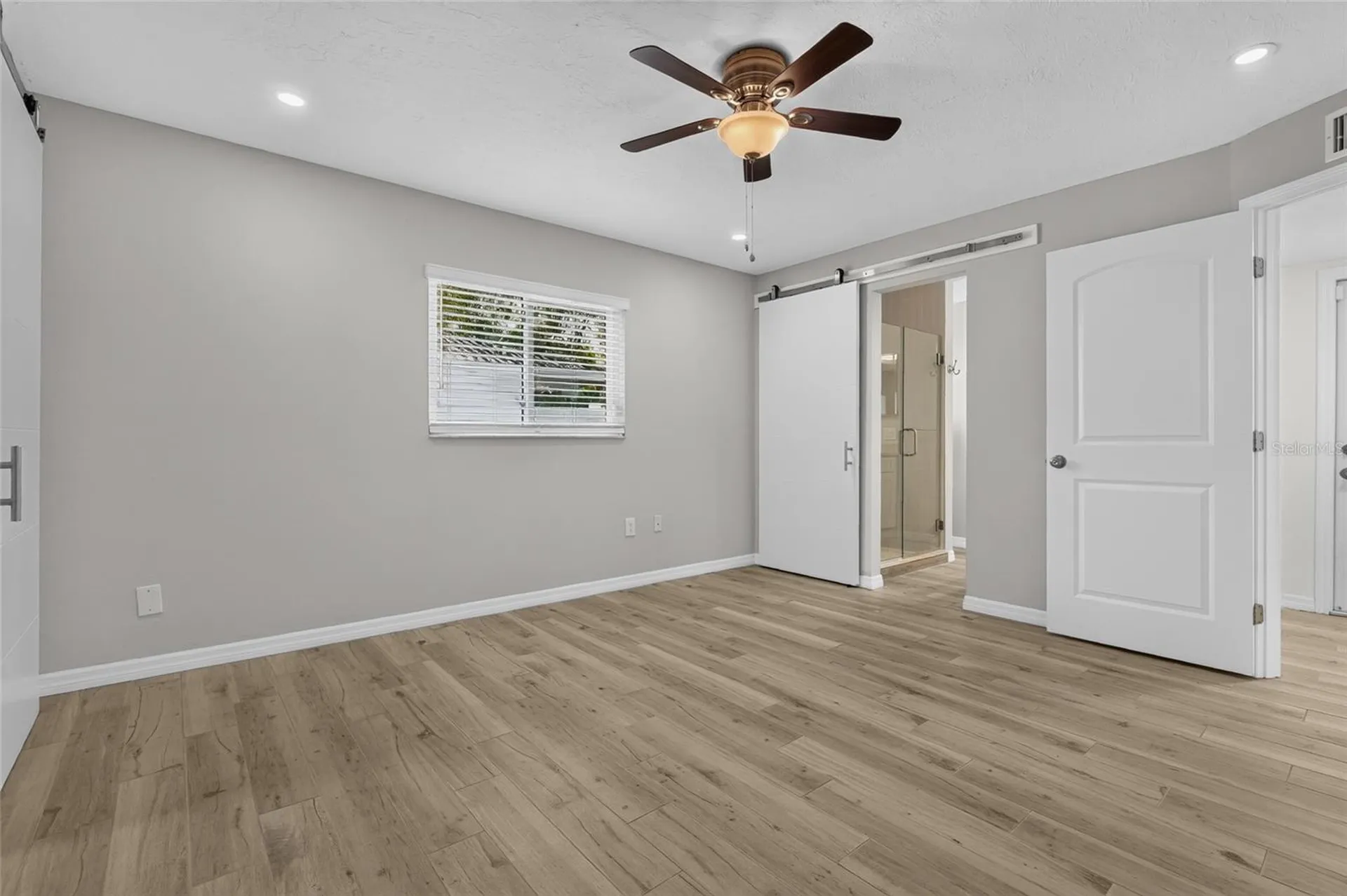 2129 Linwood Drive Sarasota FL 34232
