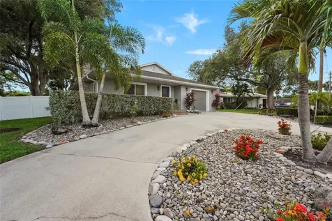 2129 Linwood Drive Sarasota FL 34232