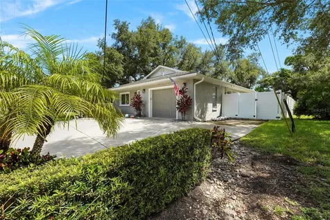 2129 Linwood Drive Sarasota FL 34232
