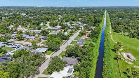 2129 Linwood Drive Sarasota FL 34232