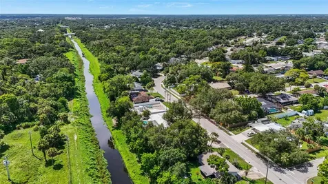 2129 Linwood Drive Sarasota FL 34232