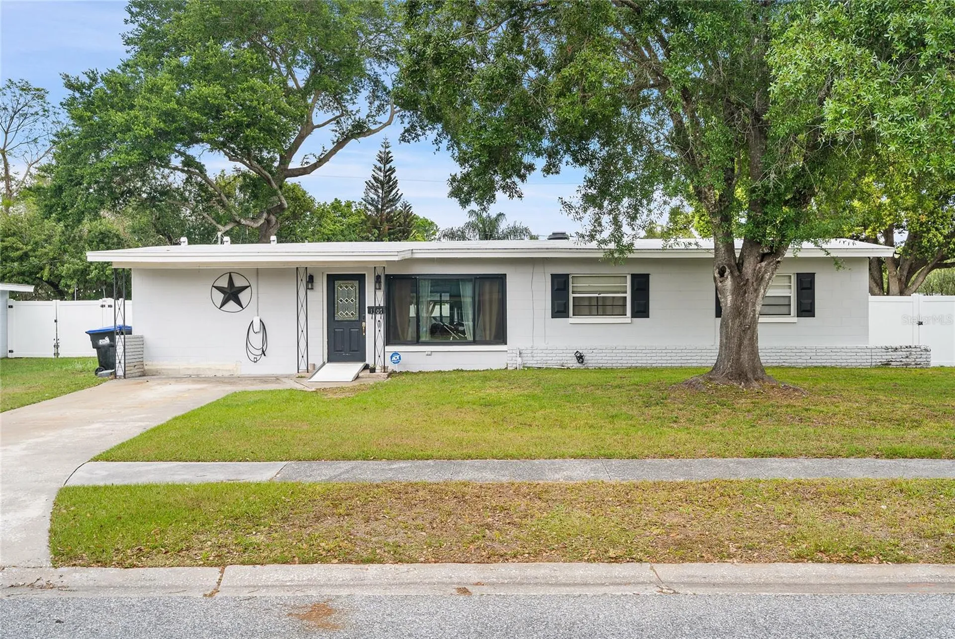 1307 Baltimore Drive Orlando FL 32810