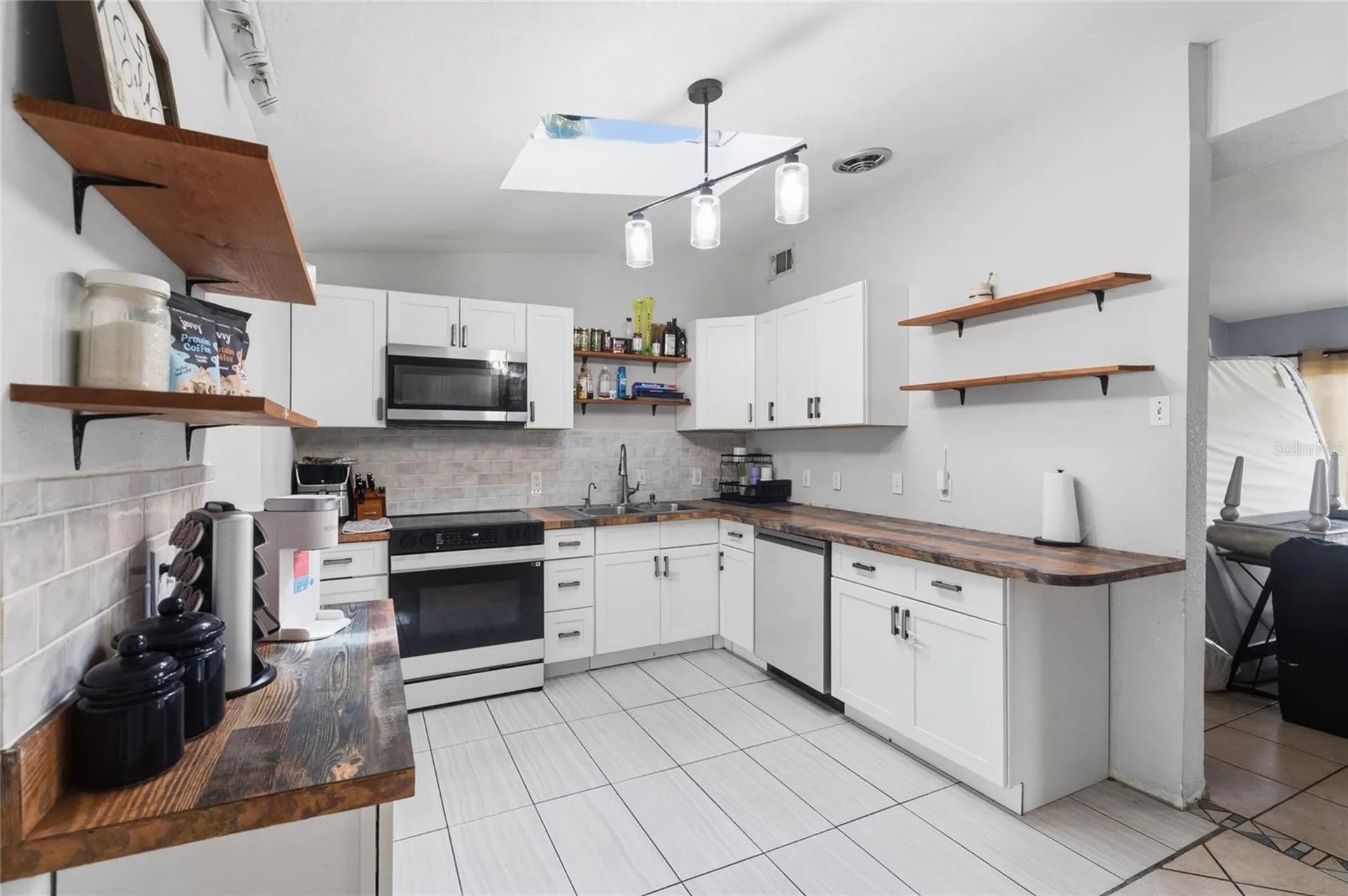 1307 Baltimore Drive Orlando FL 32810