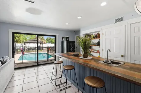 1307 Baltimore Drive Orlando FL 32810