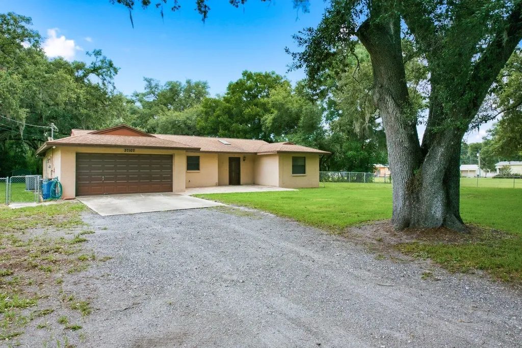 37107 Bailey Hill Drive Dade City FL 33525