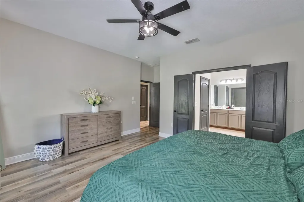 7912 Hampton Lake Drive Tampa FL 33647
