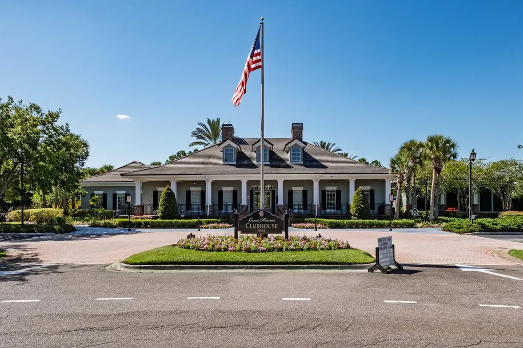 7912 Hampton Lake Drive Tampa FL 33647