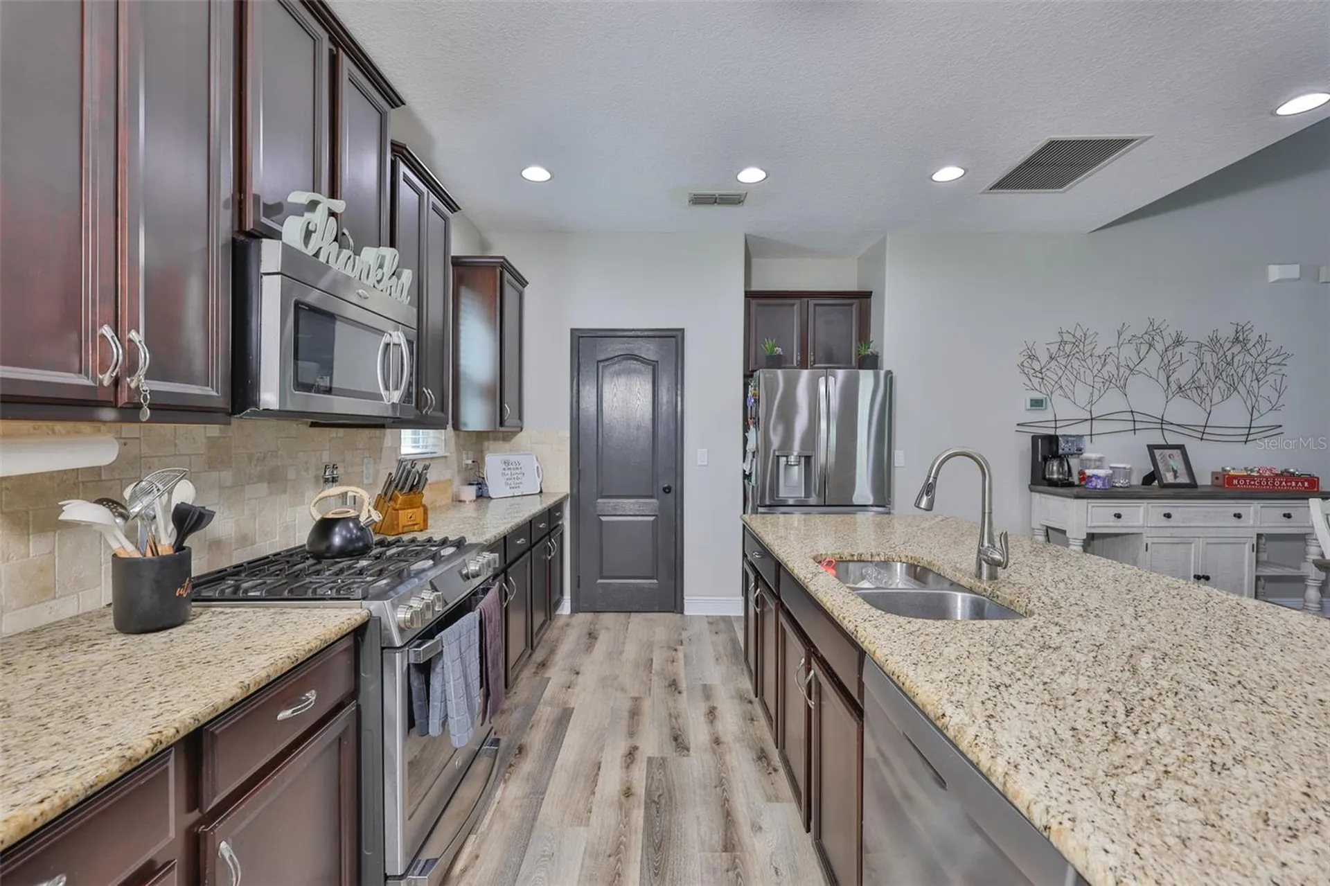 7912 Hampton Lake Drive Tampa FL 33647