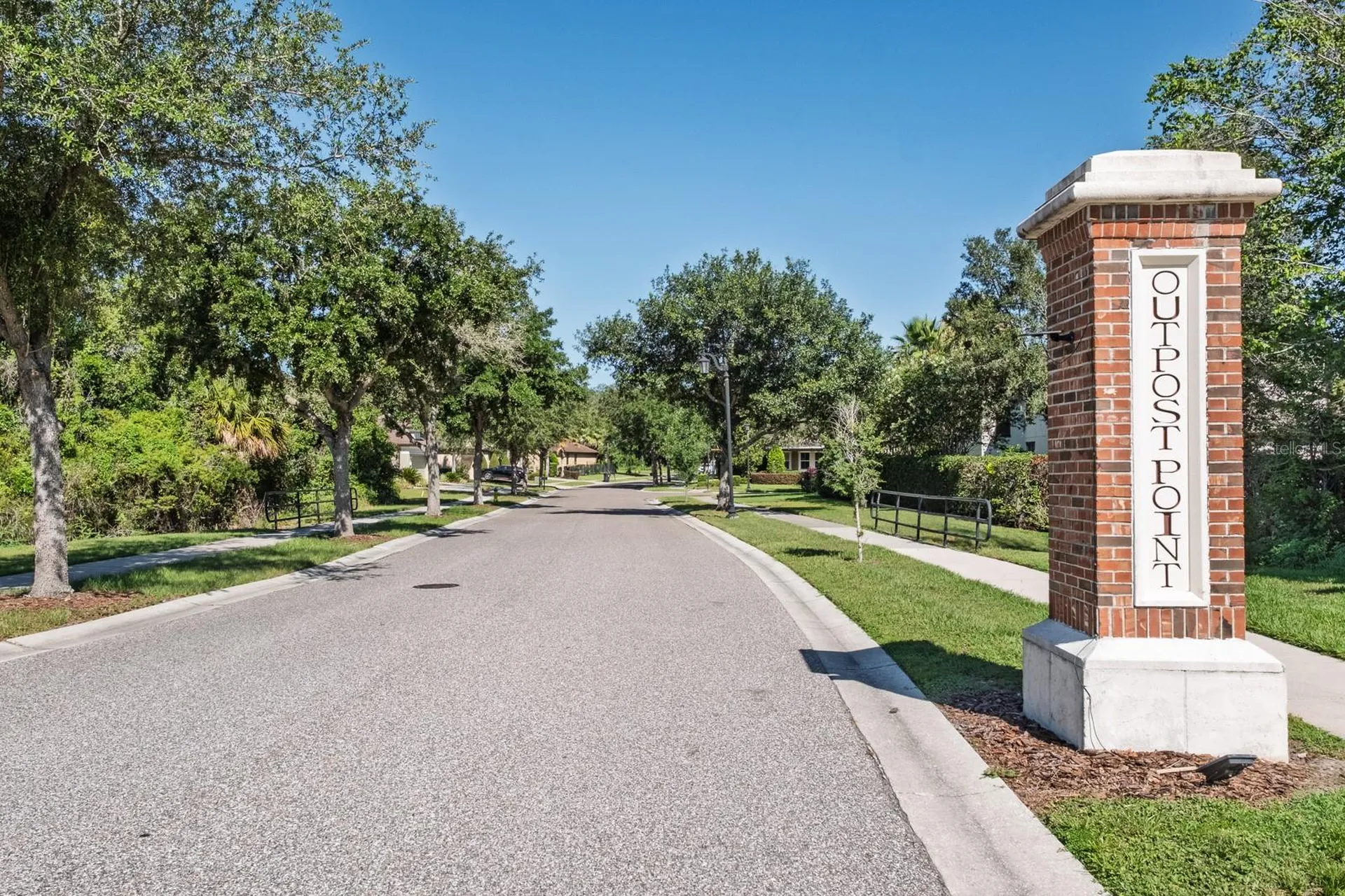 7912 Hampton Lake Drive Tampa FL 33647