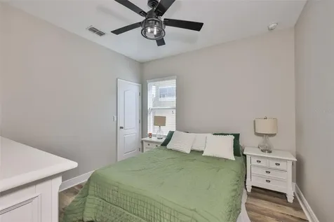 7912 Hampton Lake Drive Tampa FL 33647