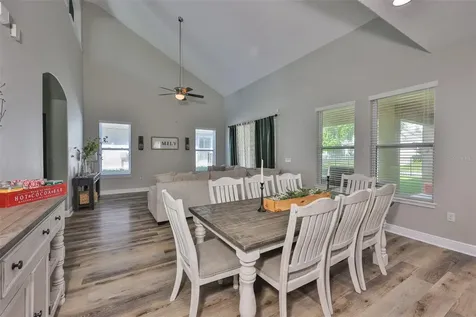 7912 Hampton Lake Drive Tampa FL 33647
