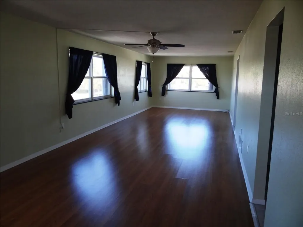 5357 81st Street N St Petersburg FL 33709