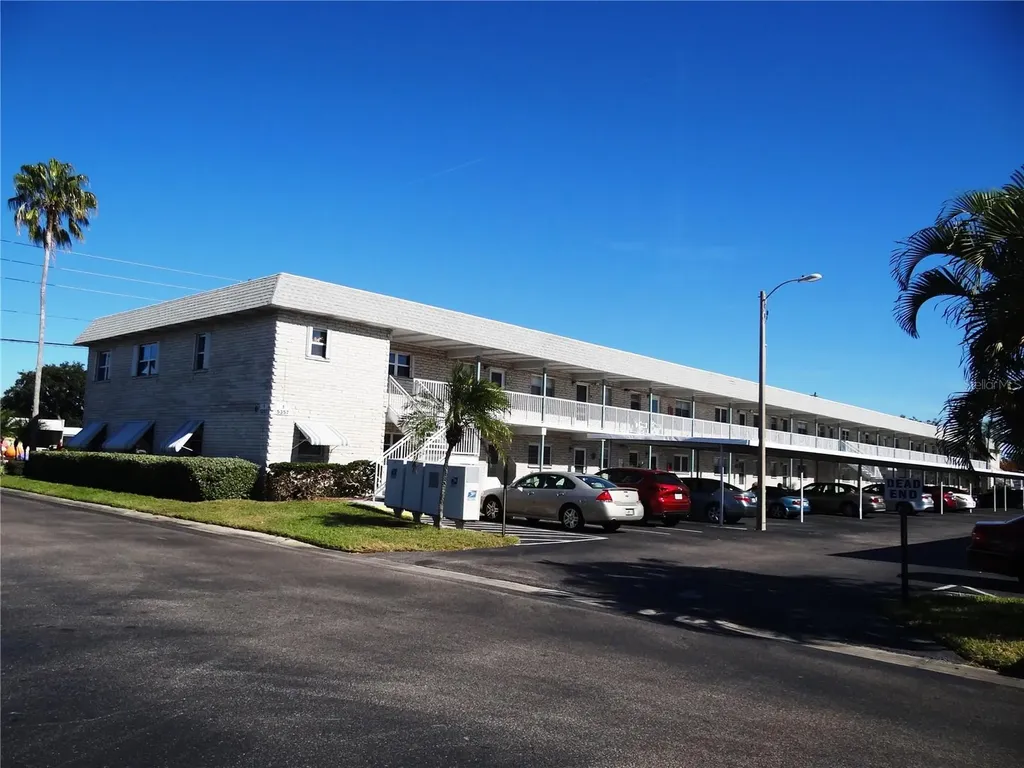 5357 81st Street N St Petersburg FL 33709