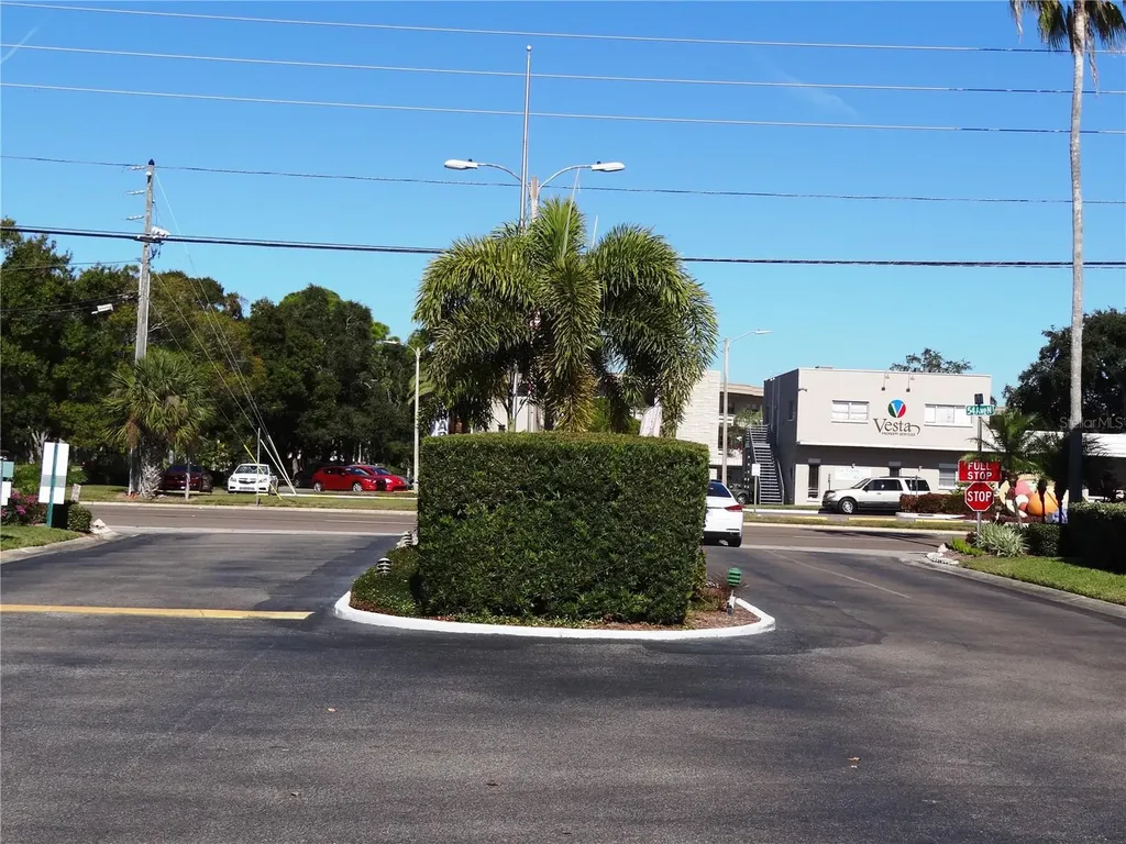 5357 81st Street N St Petersburg FL 33709