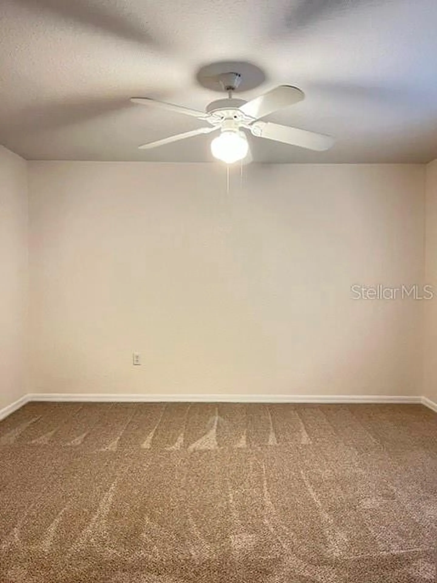 733 E Indiana Avenue Deland FL 32724