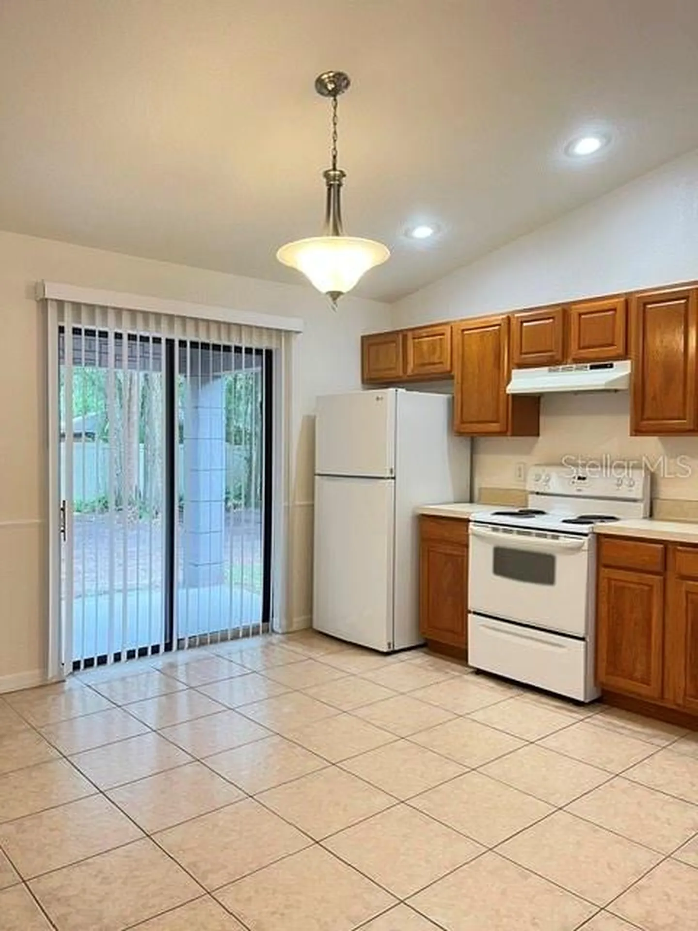 733 E Indiana Avenue Deland FL 32724