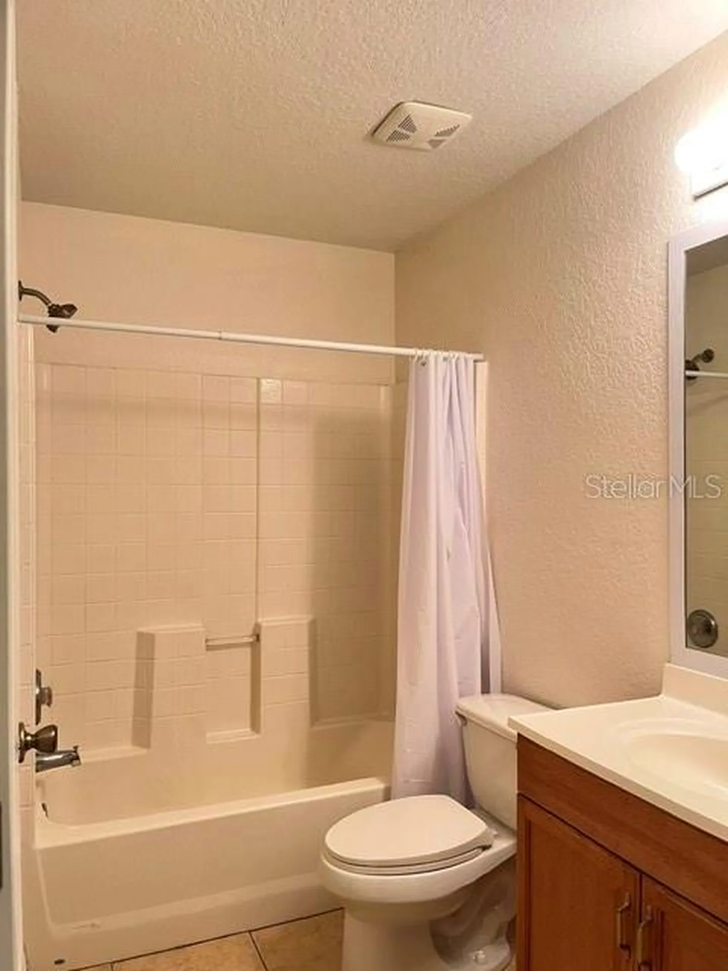 733 E Indiana Avenue Deland FL 32724