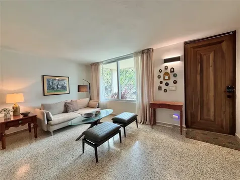 33 Calle Diego Salcedo San Juan PR 00926