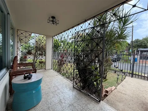 33 Calle Diego Salcedo San Juan PR 00926
