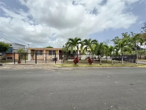 33 Calle Diego Salcedo San Juan PR 00926
