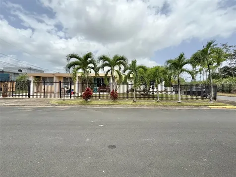33 Calle Diego Salcedo San Juan PR 00926